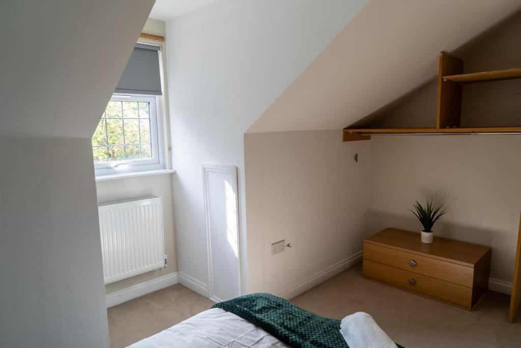 Spacious 15 Guest Home With 9 Beds In Shirley Solihull Exteriér fotografie