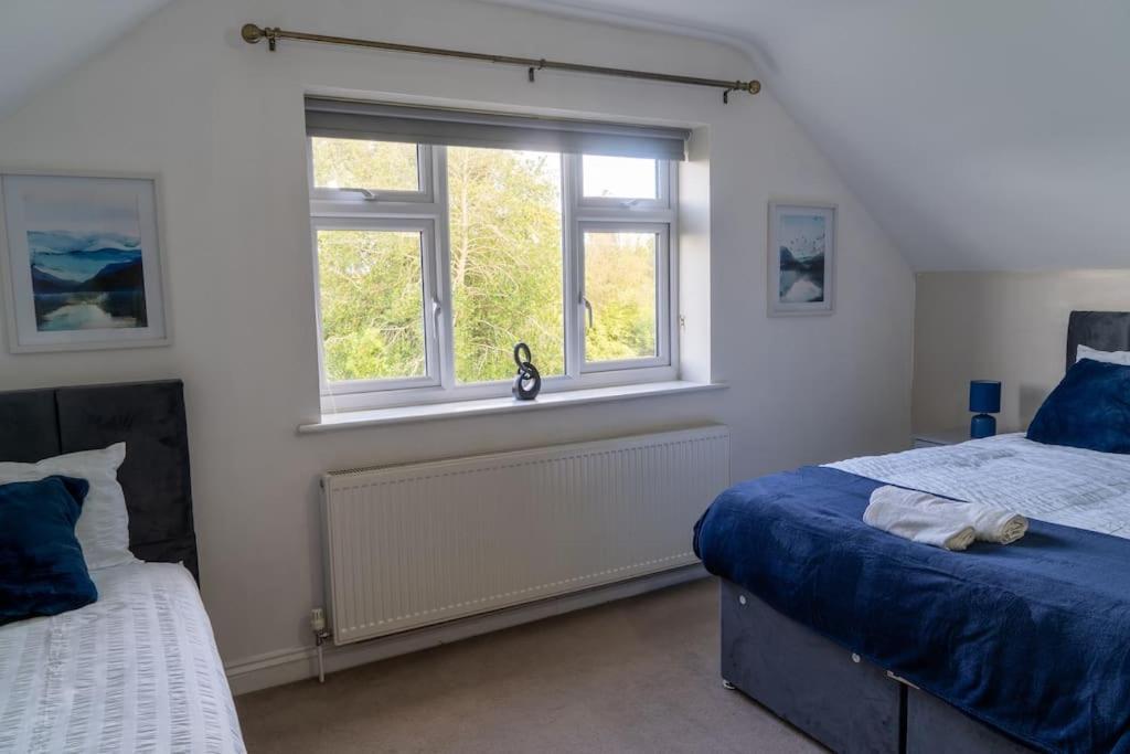 Spacious 15 Guest Home With 9 Beds In Shirley Solihull Exteriér fotografie