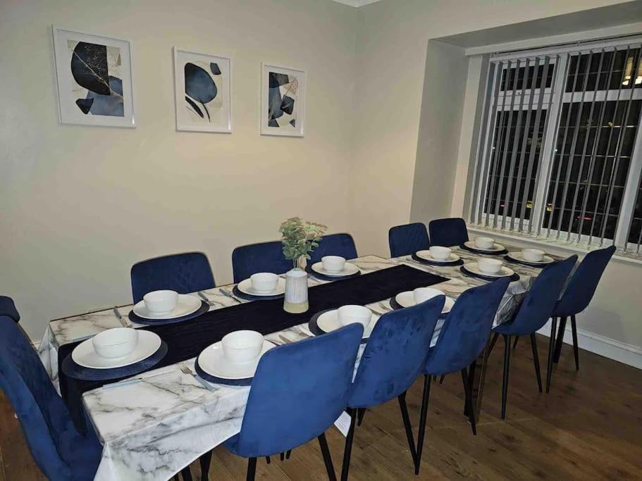 Spacious 15 Guest Home With 9 Beds In Shirley Solihull Exteriér fotografie