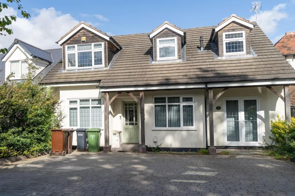 Spacious 15 Guest Home With 9 Beds In Shirley Solihull Exteriér fotografie